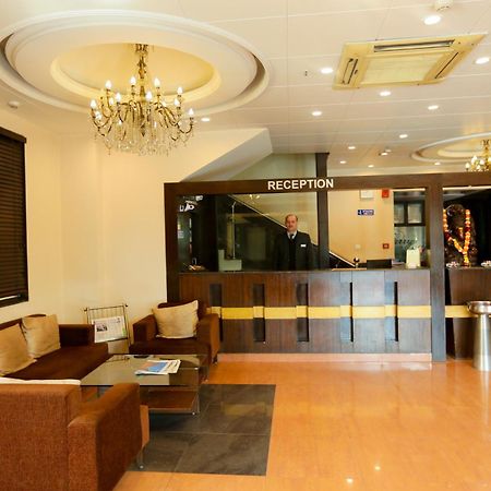 Cs Boutique Hotel Faridabad Exterior foto
