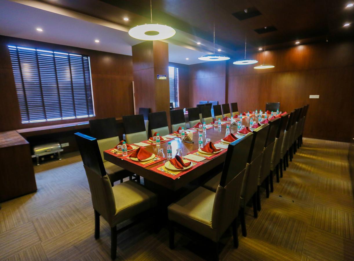 Cs Boutique Hotel Faridabad Exterior foto
