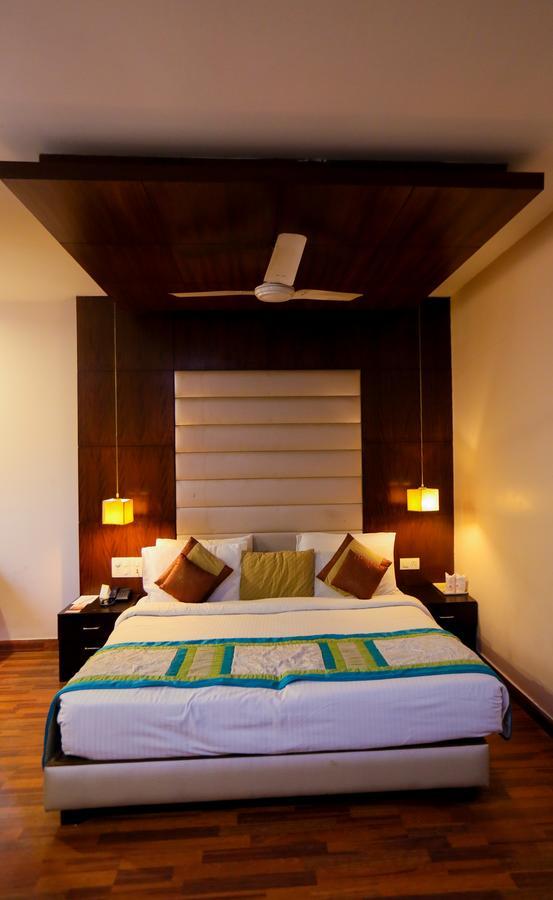 Cs Boutique Hotel Faridabad Exterior foto